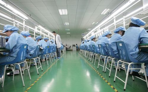 為何我國工廠紛紛搬往越南？世界工廠要開始轉移了嗎？這3點講透照明電器及配件的產業遷移